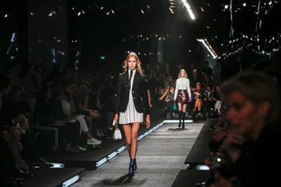 Look 8